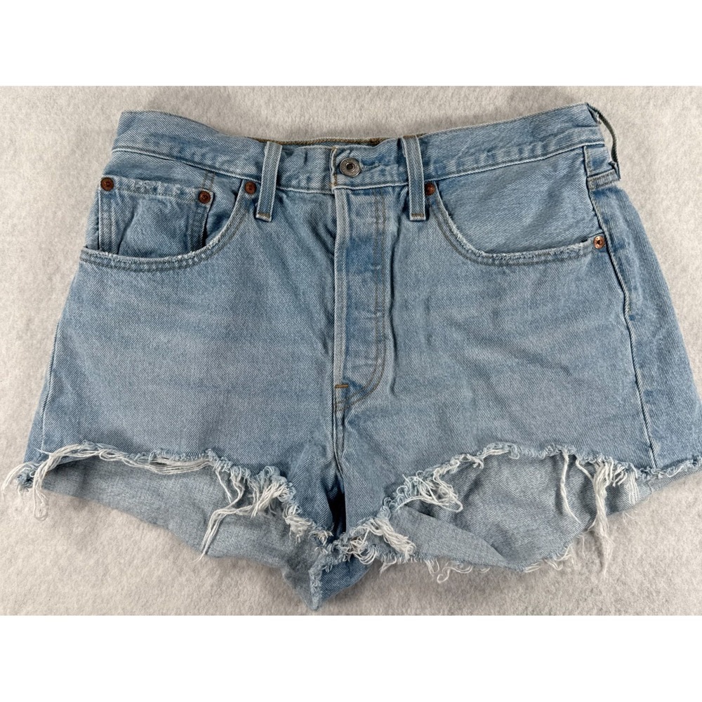 Levis 501 Original Womens W30 Cutoff Light Wash Frayed Denim Shorts
